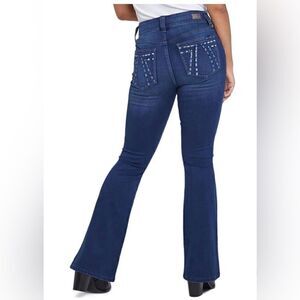 Seven7 Rodeo Women’s Mid-Rise Super Stretch Flare Jeans Medium Wash Size 12